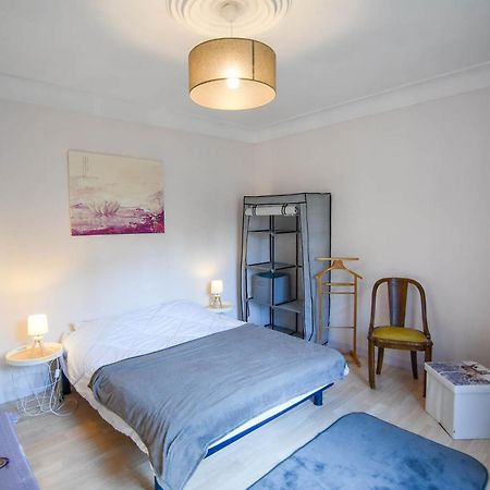 La Maison Bleue Lanfains Luaran gambar